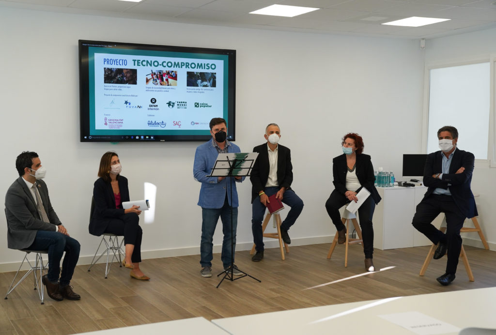 Tecno-compromiso busca el apoyo de empresas y trabajadores para proyectos solidarios de Farmamundi, Fuvane y Oxfam Intermon