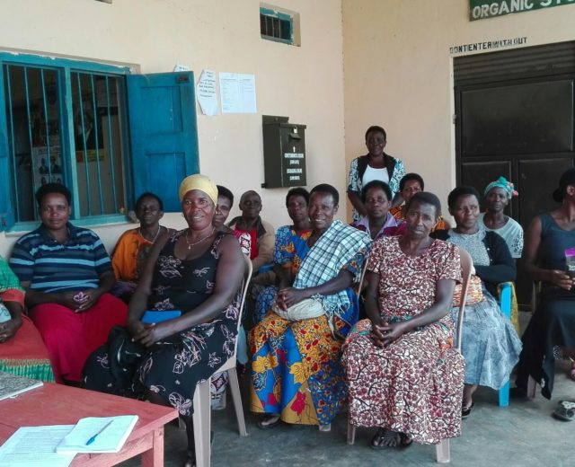Mujeres cooperativa café comercio justo Uganda ACPCU