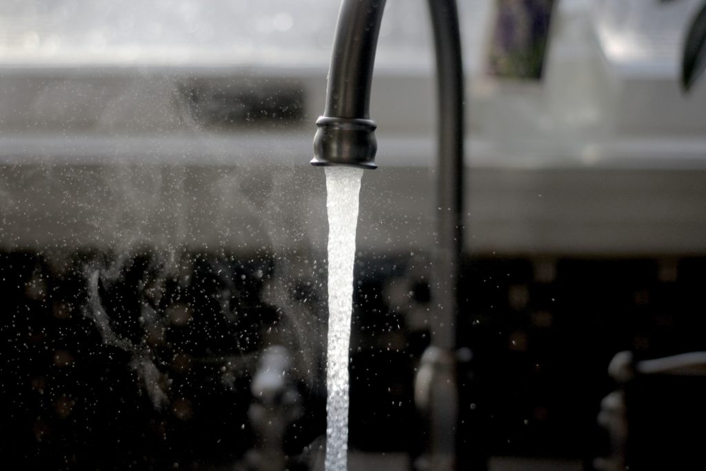 6 maneras en que puedes ayudar al medio ambiente y ahorrar dinero