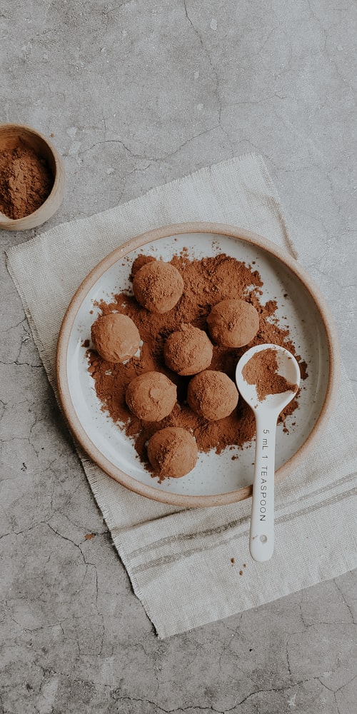 RECETA DE TRUFAS DE CUSCÚS Y CHOCOLATE